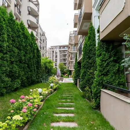 Dpark Apartment Sunny Beach